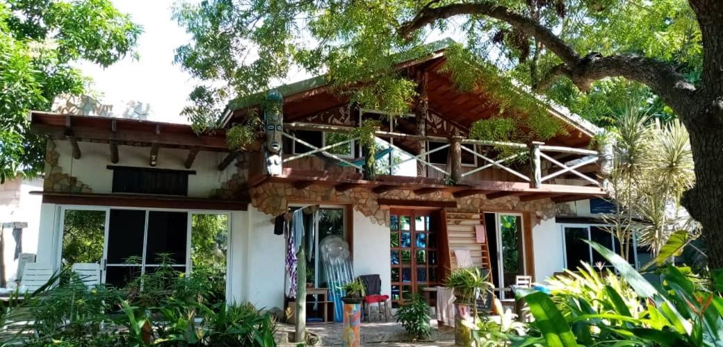Kokrobite Gardens Restaurant And Guest House מראה חיצוני תמונה